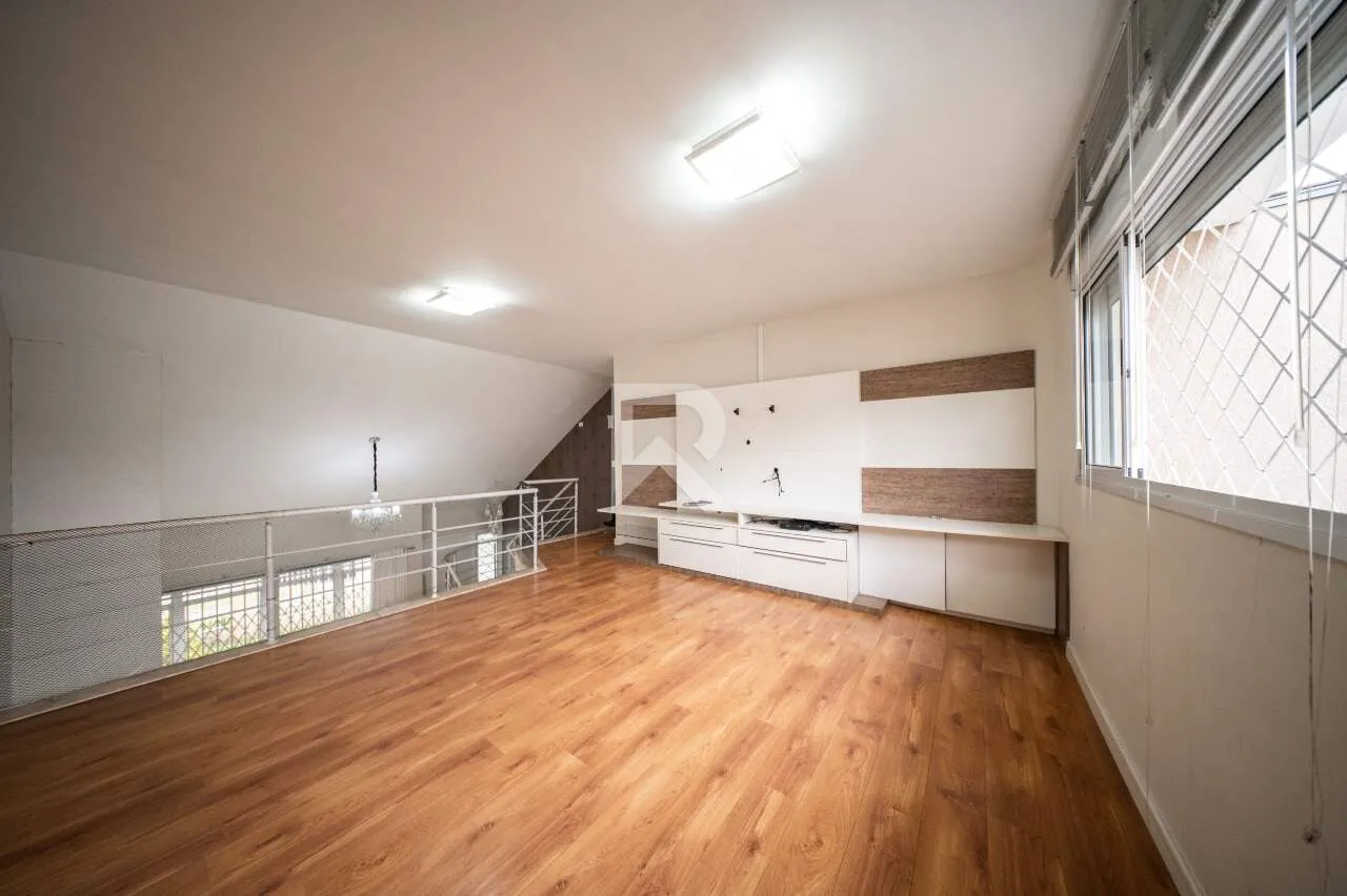 Casa com piscina, jardim e 4 quartos — photo 27