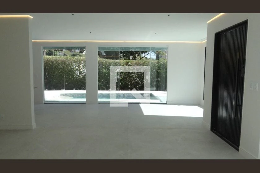 House, 384 m², with floor-to-ceiling windows — photo 20