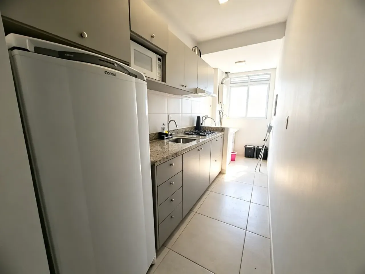 3-bedroom apartment with 2 parking spots and balcony — photo 2
