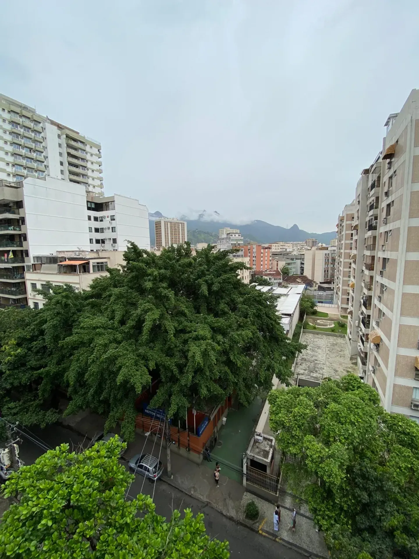 Пральна машина та 2 спальні: квартира 90 м² — photo 23