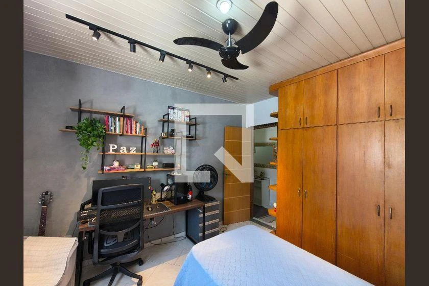 358 m² rental house with 2 bedrooms, suite and balcony — photo 21