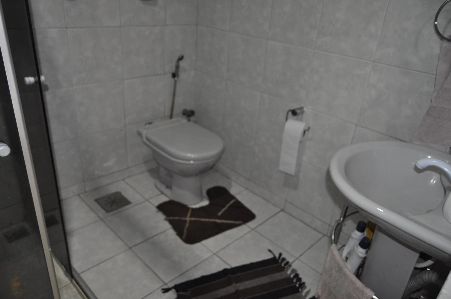 Rental house with 6 bedrooms and 4 bathrooms — photo 18