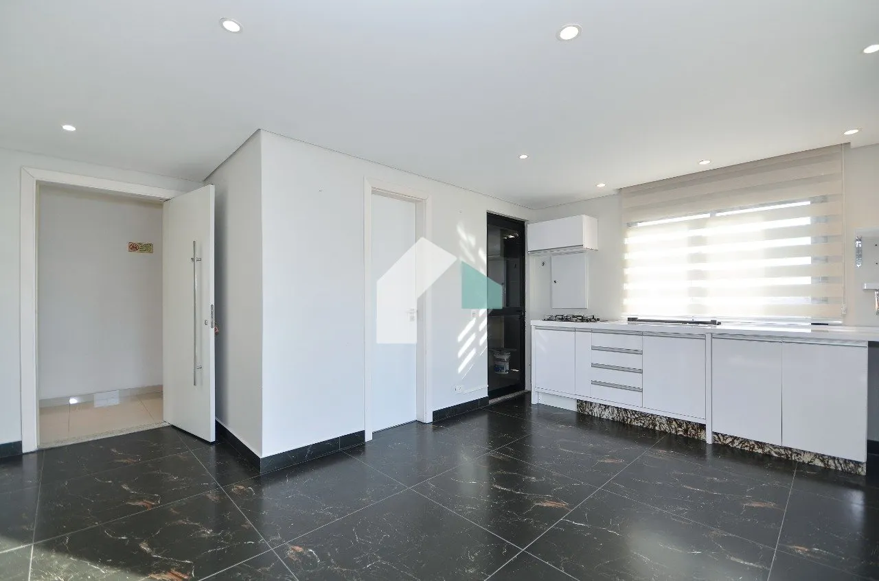 Apartamento sin muebles de 312 m² con 3 suites y 4 plazas — photo 35