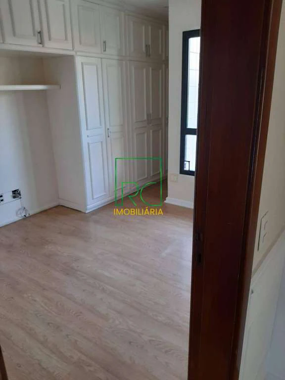 Apartamento mobiliado de 4 quartos com cozinha fechada — photo 17