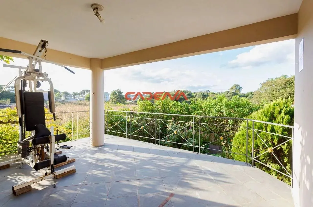 460 m² house with 5 bedrooms and fitted kitchen — photo 13