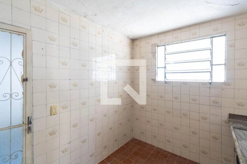 Rental house with 2 bedrooms and a separate kitchen — photo 14