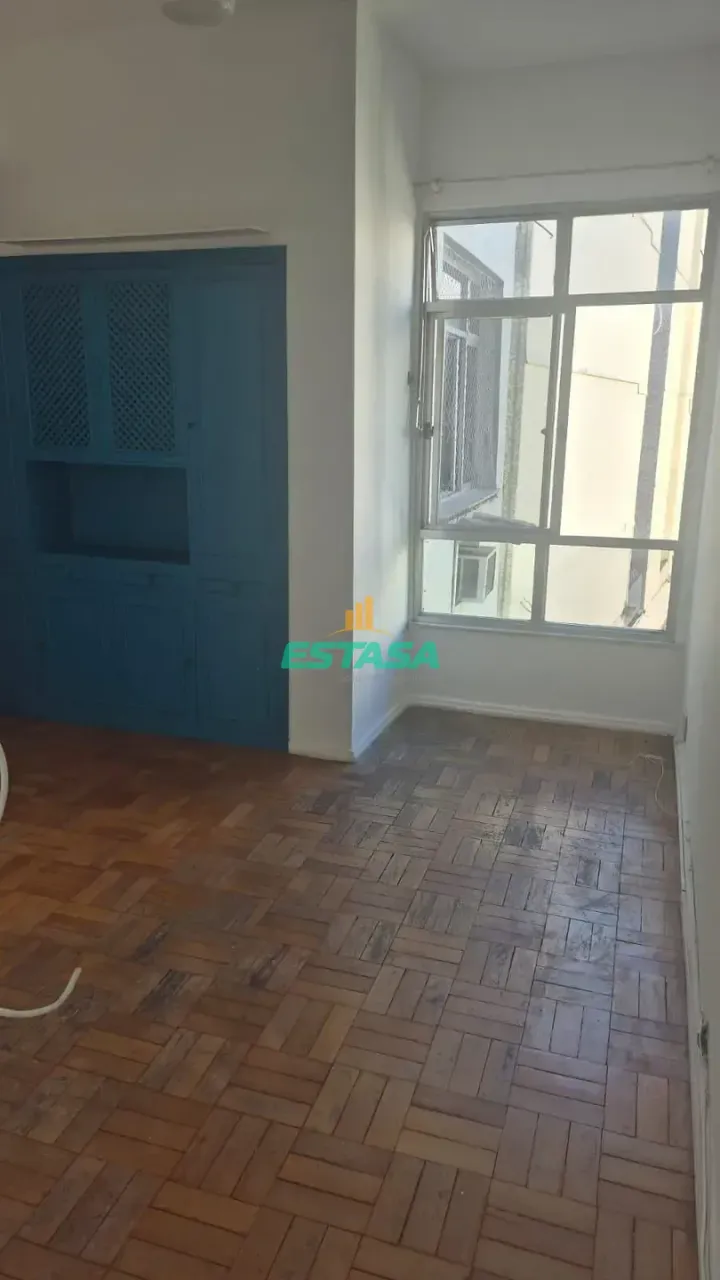 1-bedroom apartment with a separate closed kitchen — photo 17