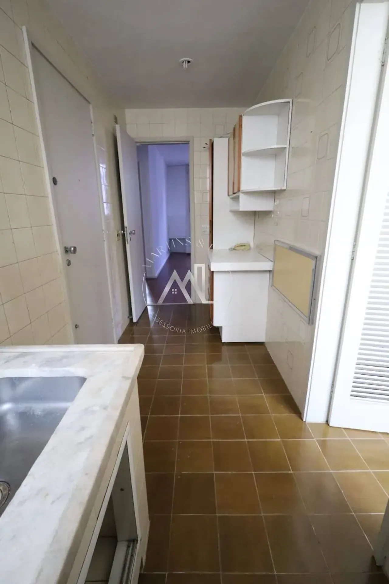 Apartment, 60 m², with wood or laminate floors — photo 6