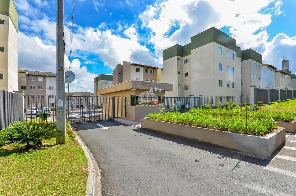 3-bedroom apartment with a separate kitchen