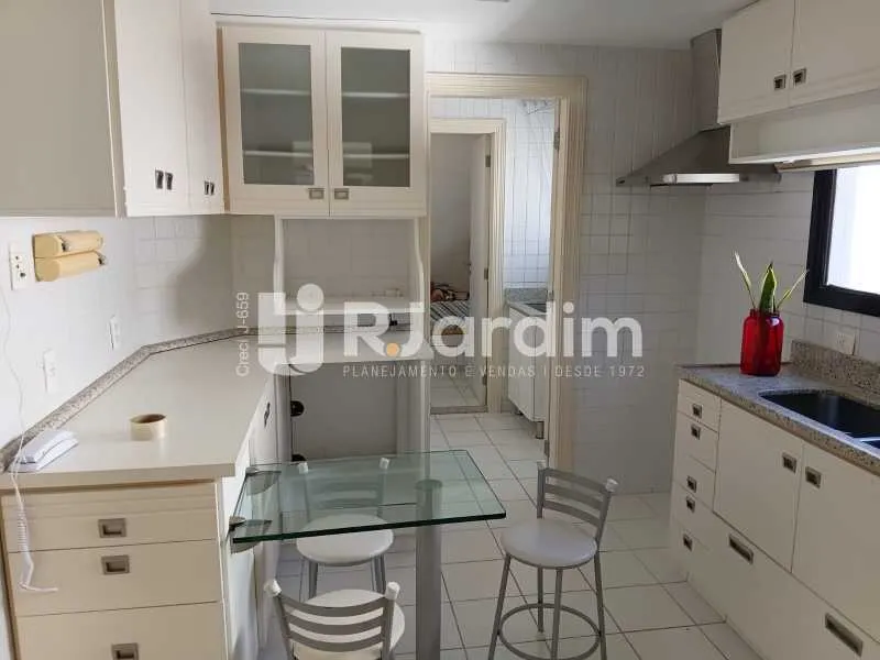 Apartment with 3 bedrooms, 5 bathrooms and 2 parking spots — photo 7