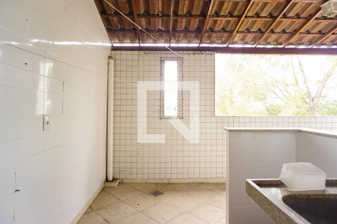 Apartment with 2 bedrooms and 3 bathrooms pets allowed — photo 31