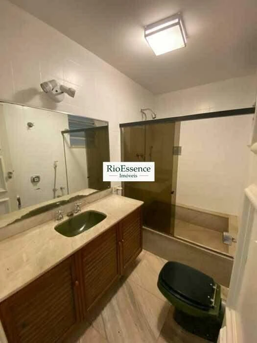 3-bedroom apartment with 1 en-suite bath, 198 m² on 4th floor — photo 11