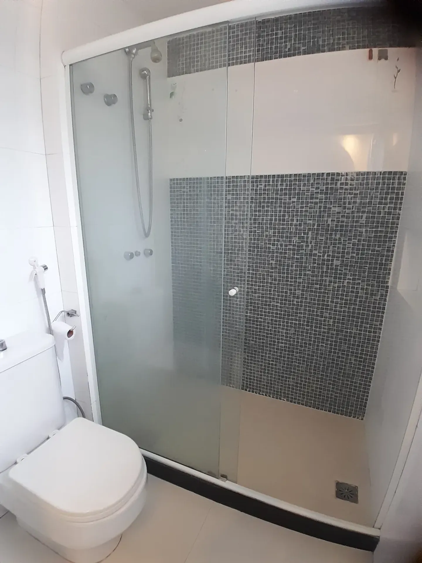 House with 4 en-suite bedrooms and 3 parking spots — photo 13