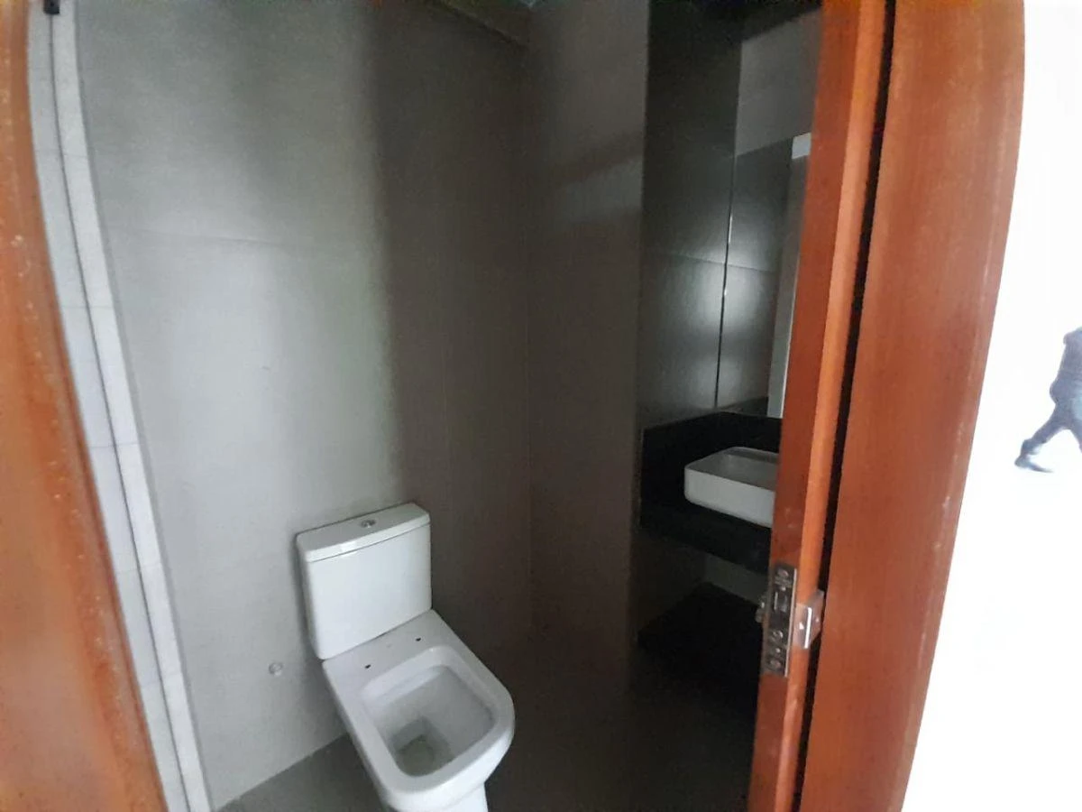 Furnished apartment, 69 m², with a water view — photo 6
