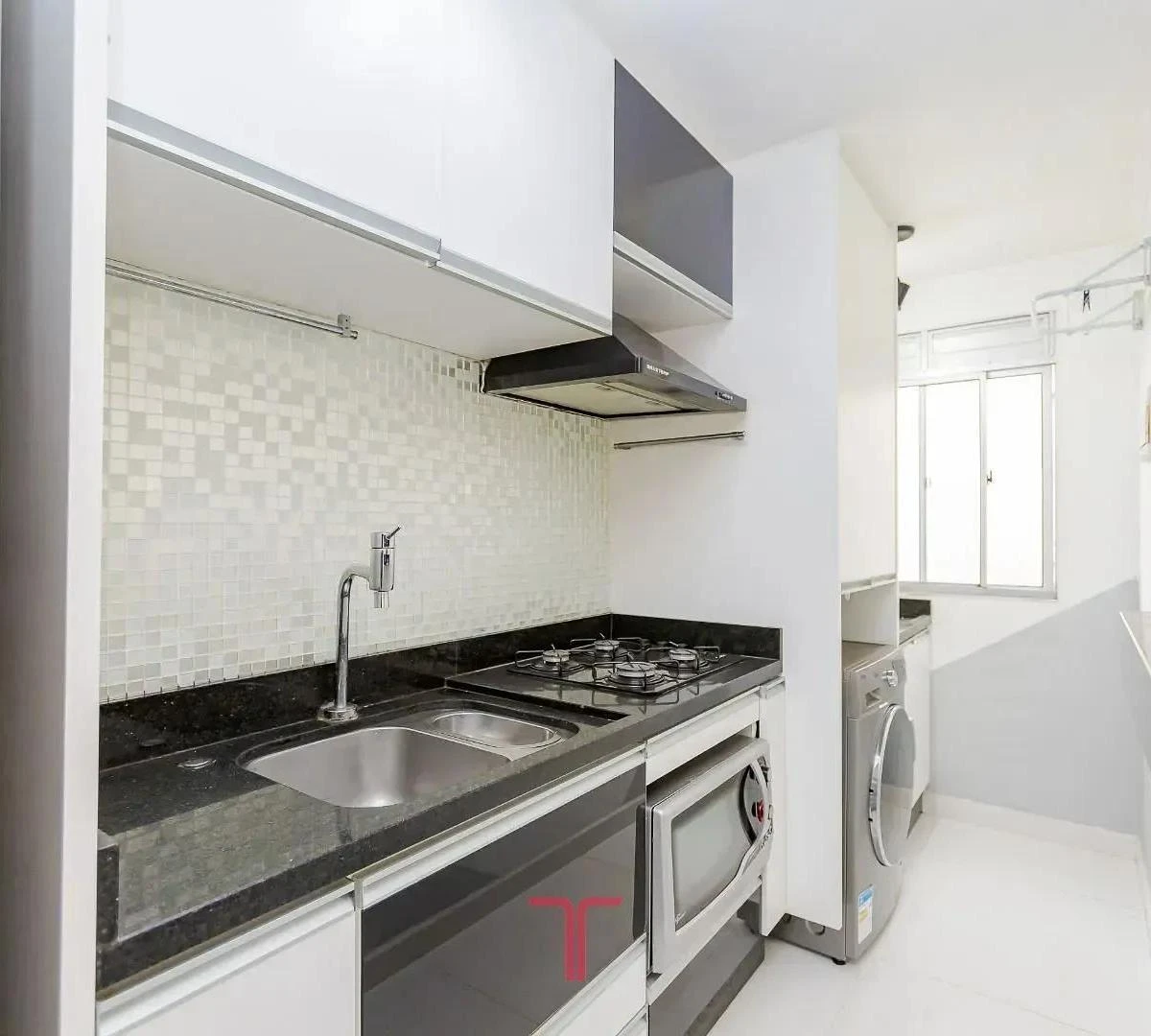 Furnished apartment, 47 m², with a walk-in closet — photo 2