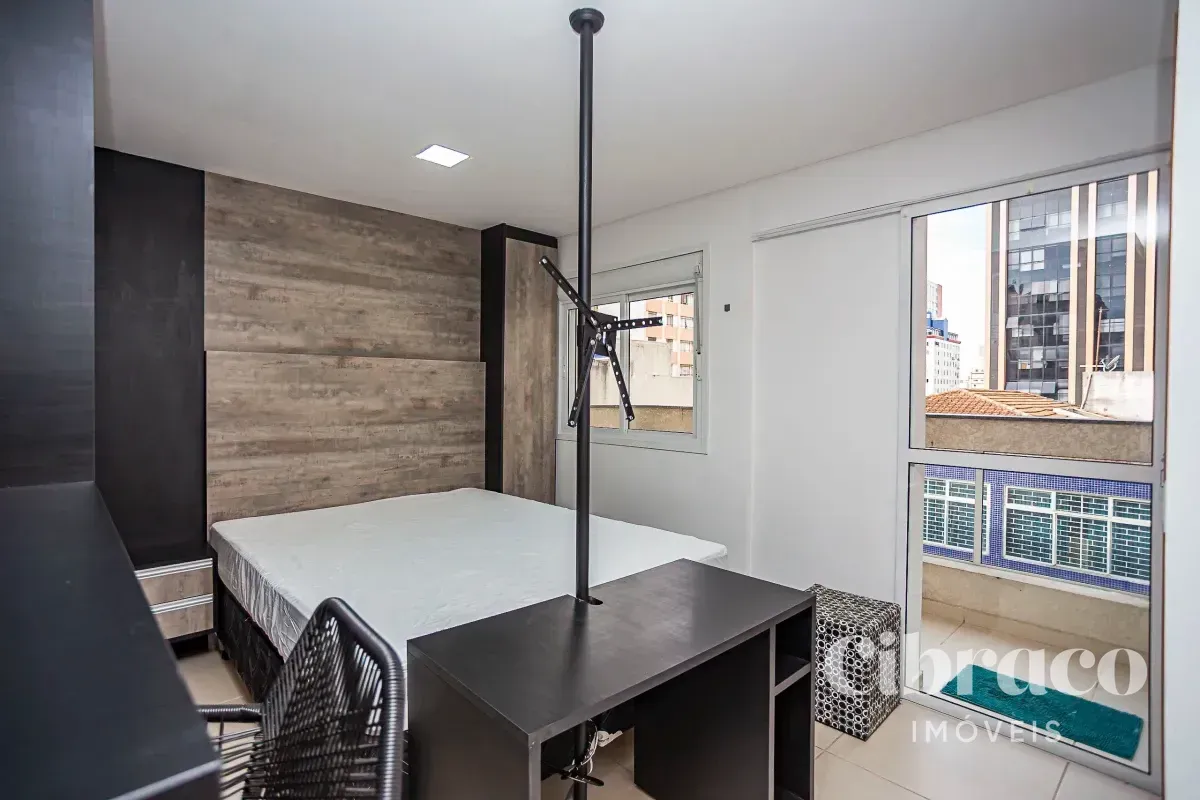 Studio on the 4th floor with a home office — photo 9