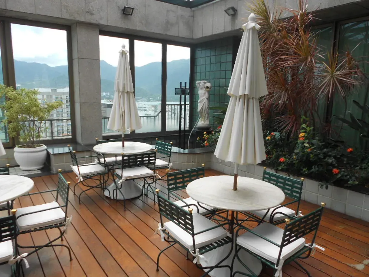 Apartamento mobiliado com cozinha fechada e 2 quartos — photo 11
