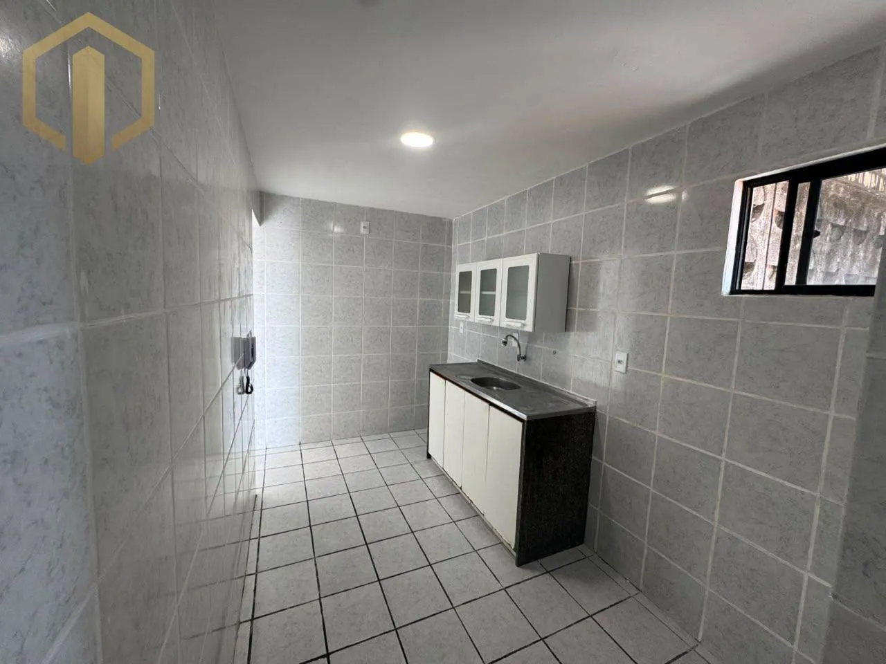 2-bedroom apartment, 1 with its own bathroom, 52 m² — photo 2