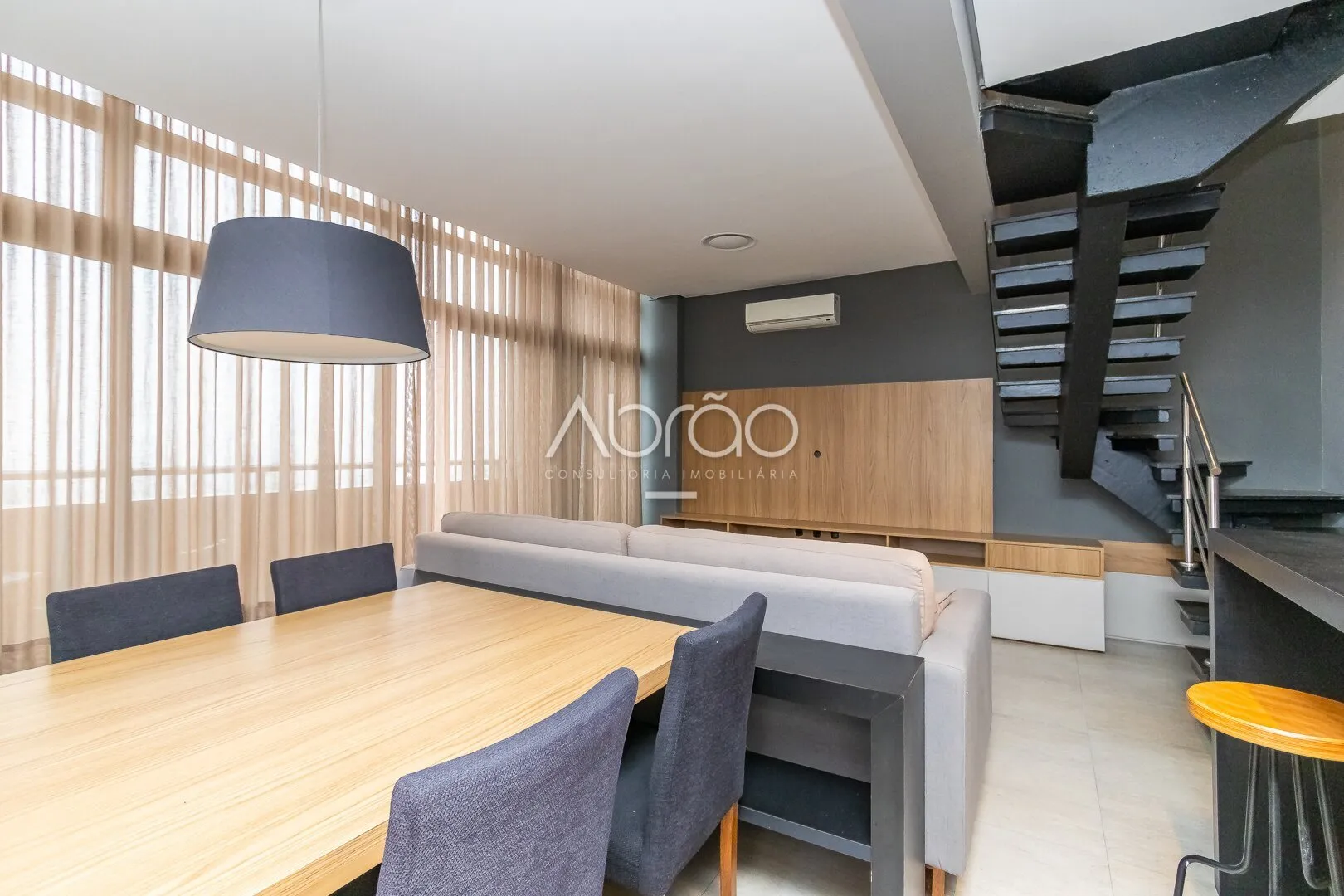 90 m² apartment with floor-to-ceiling windows and a bathtub — photo 16