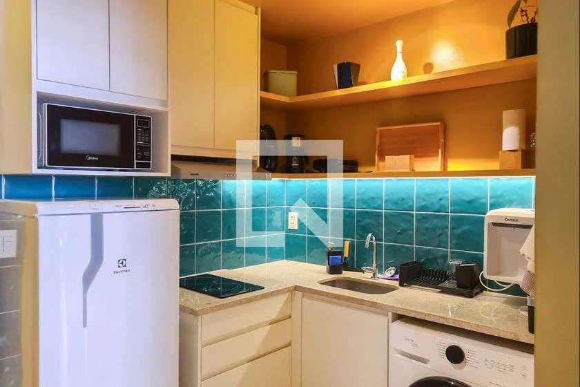 Apartamento mobiliado de 1 quarto e cozinha integrada (31 m²) — photo 21