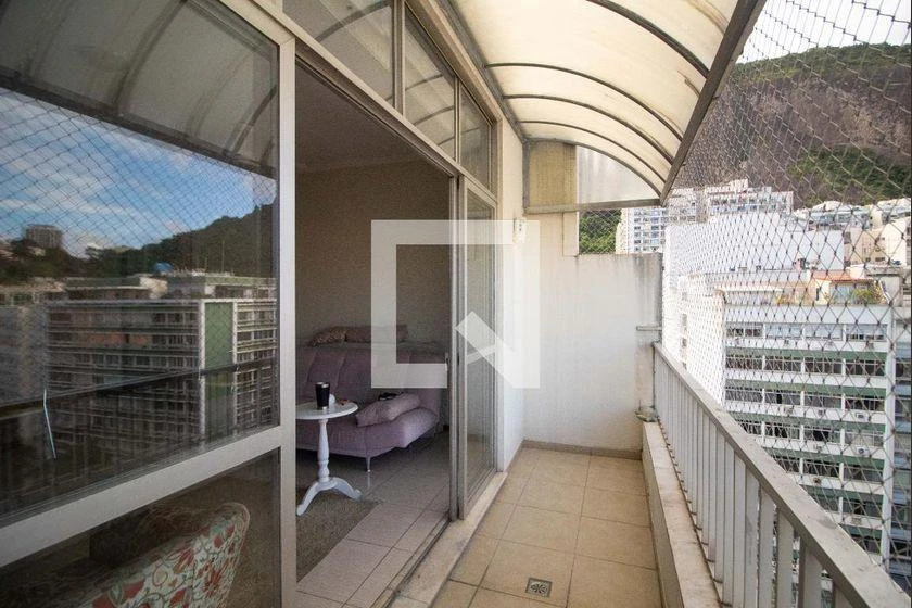 Apartamento de 120 m² com box de vidro no banho — photo 18