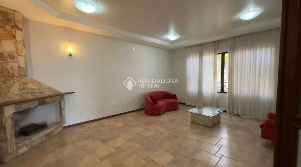 Casa para locação com 4 quartos e 816 m² — photo 3