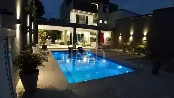 Casa mobiliada com 7 suítes e 10 banheiros, 720 m² — photo 44