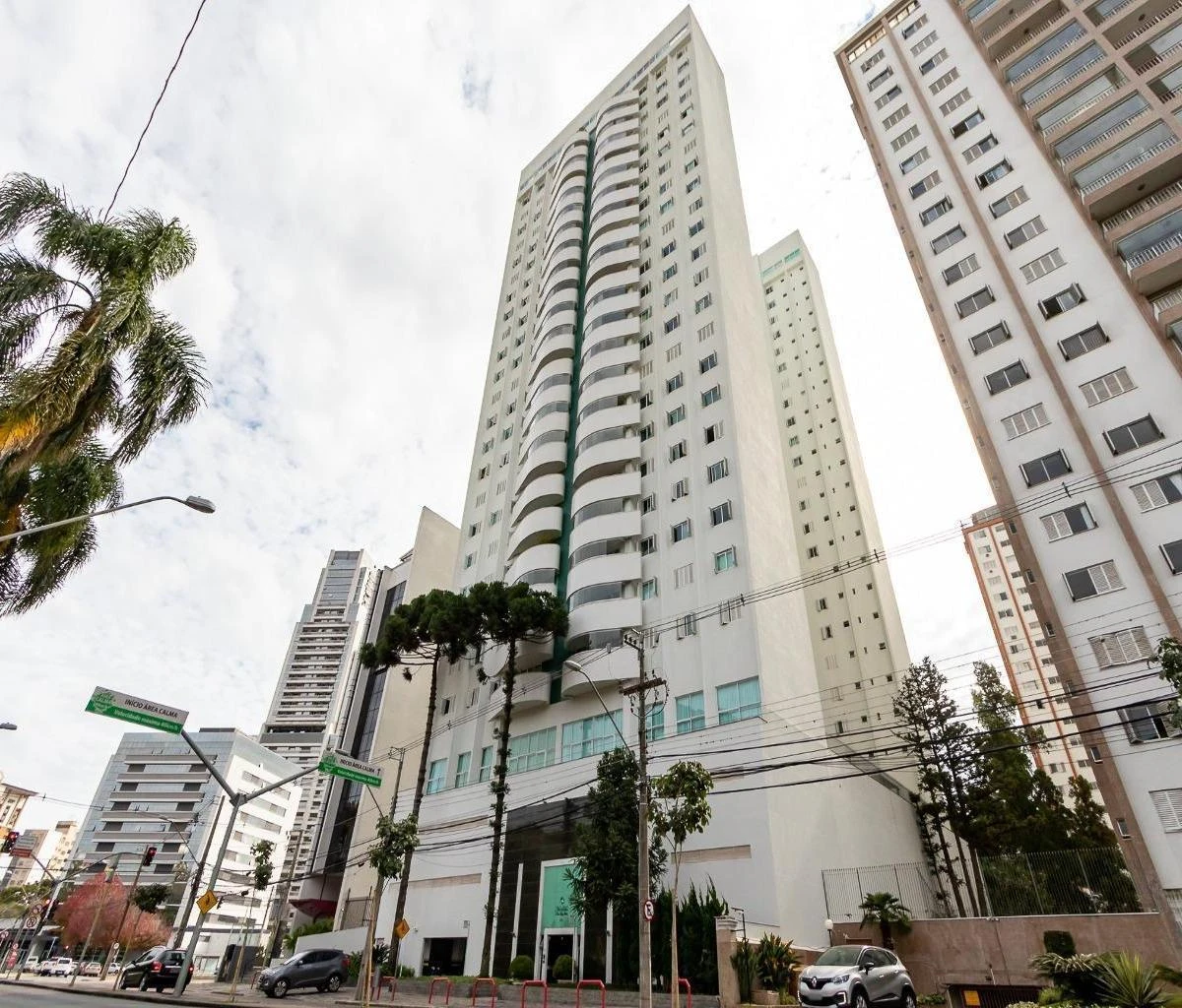 4-bedroom apartment with a home office in Curitiba — photo 8