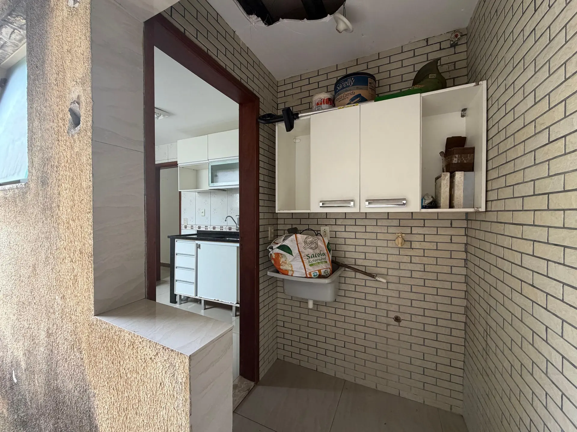 One-bedroom house with a washing machine — photo 17