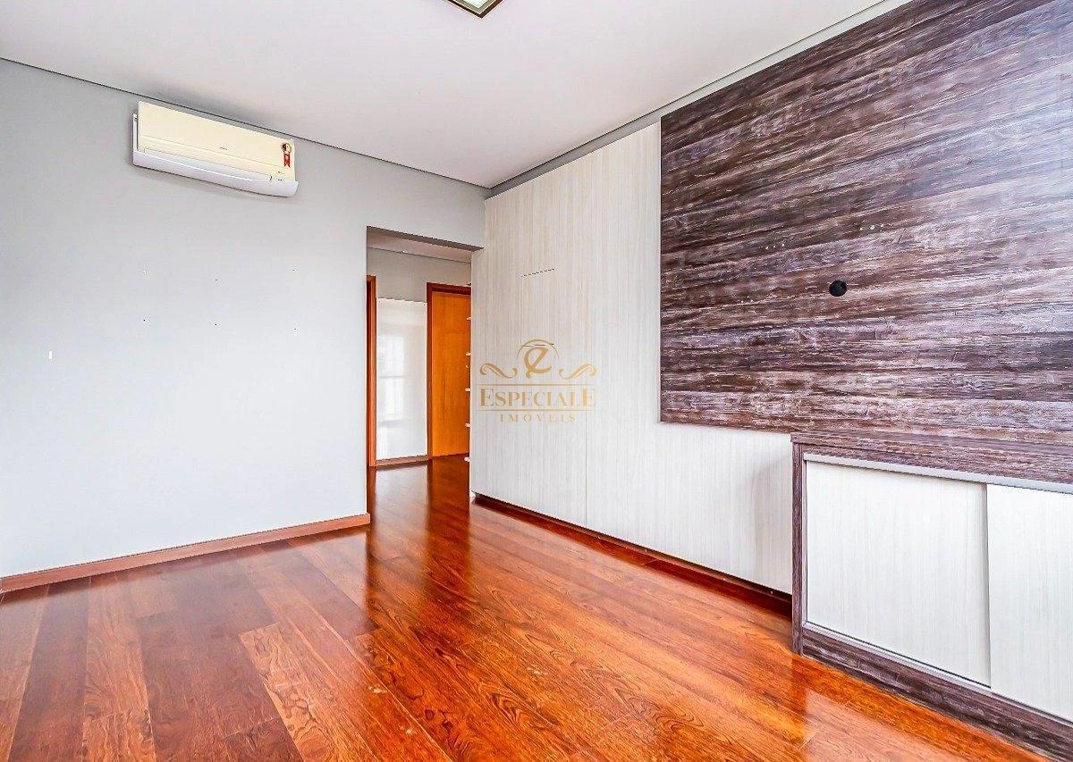 Ванна и 3 спальни: дом 295 м² — photo 18
