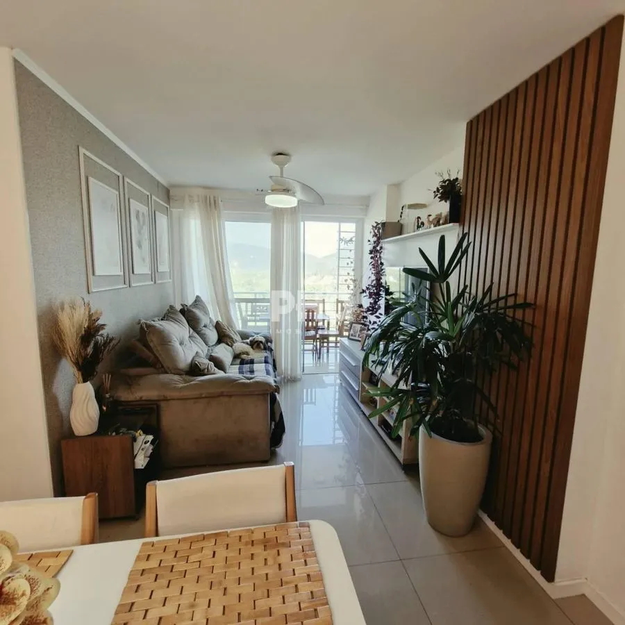 Furnished apartment, 95 m², with floor-to-ceiling windows — photo 26