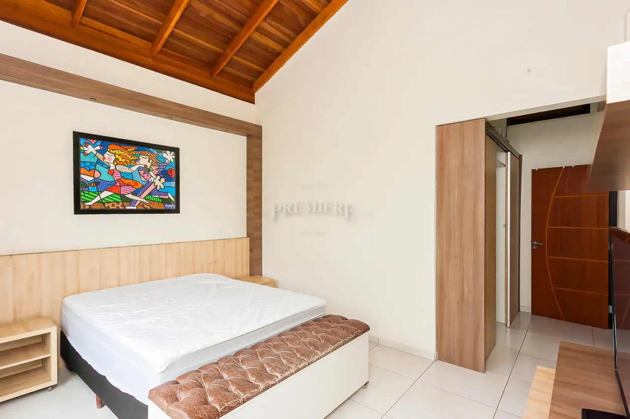 House with 4 bedrooms, 1 en-suite, 4 bathrooms — photo 15