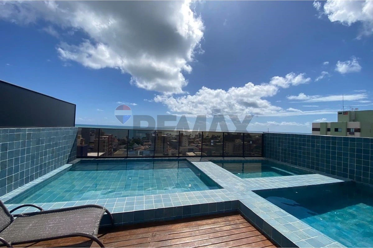 2-bedroom apartment with a dryer in João Pessoa