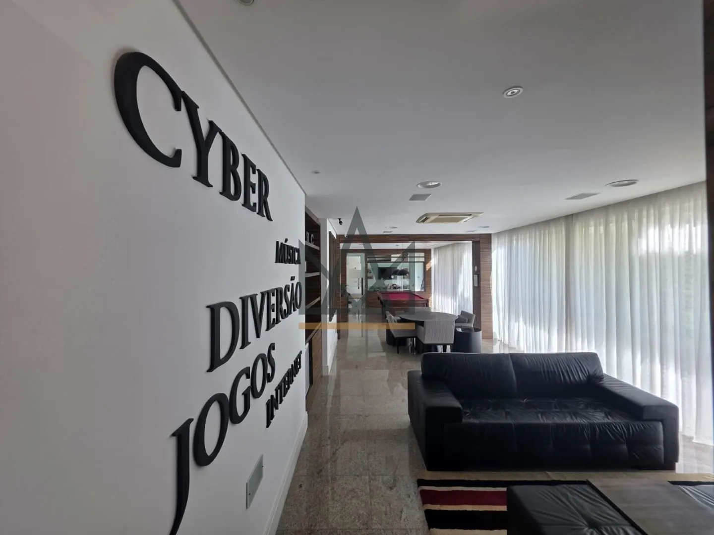 Квартира с 2 спальнями, suite и балконом, 77 м² — photo 33