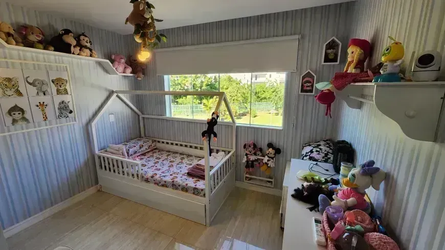 House with 5 bedrooms and an open-plan kitchen — photo 19