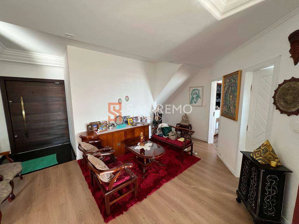 Casa de 4 dormitorios con piscina compartida, 326 m² — photo 4