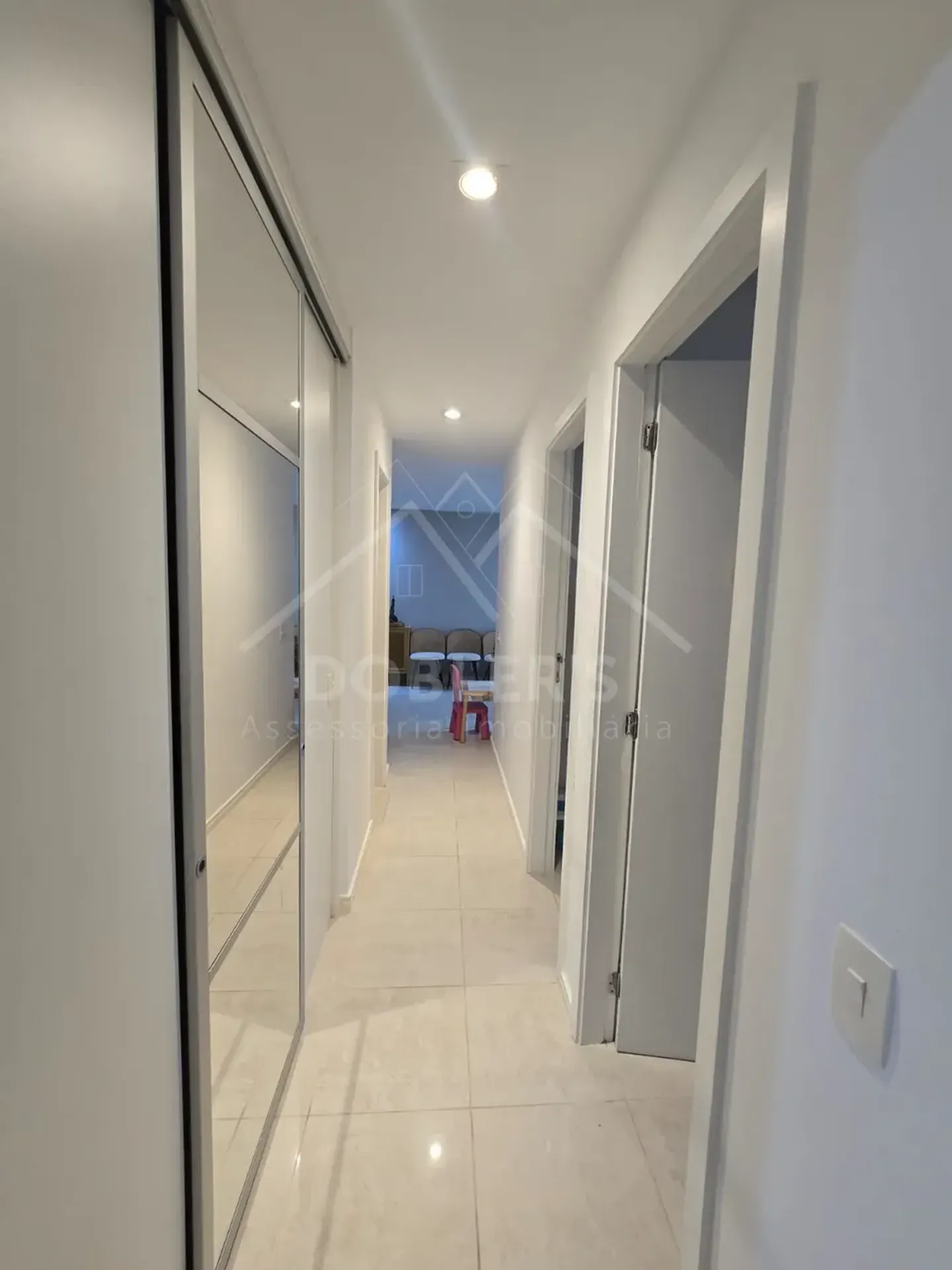 Apartamento mobiliado com 3 quartos e cozinha fechada — photo 22
