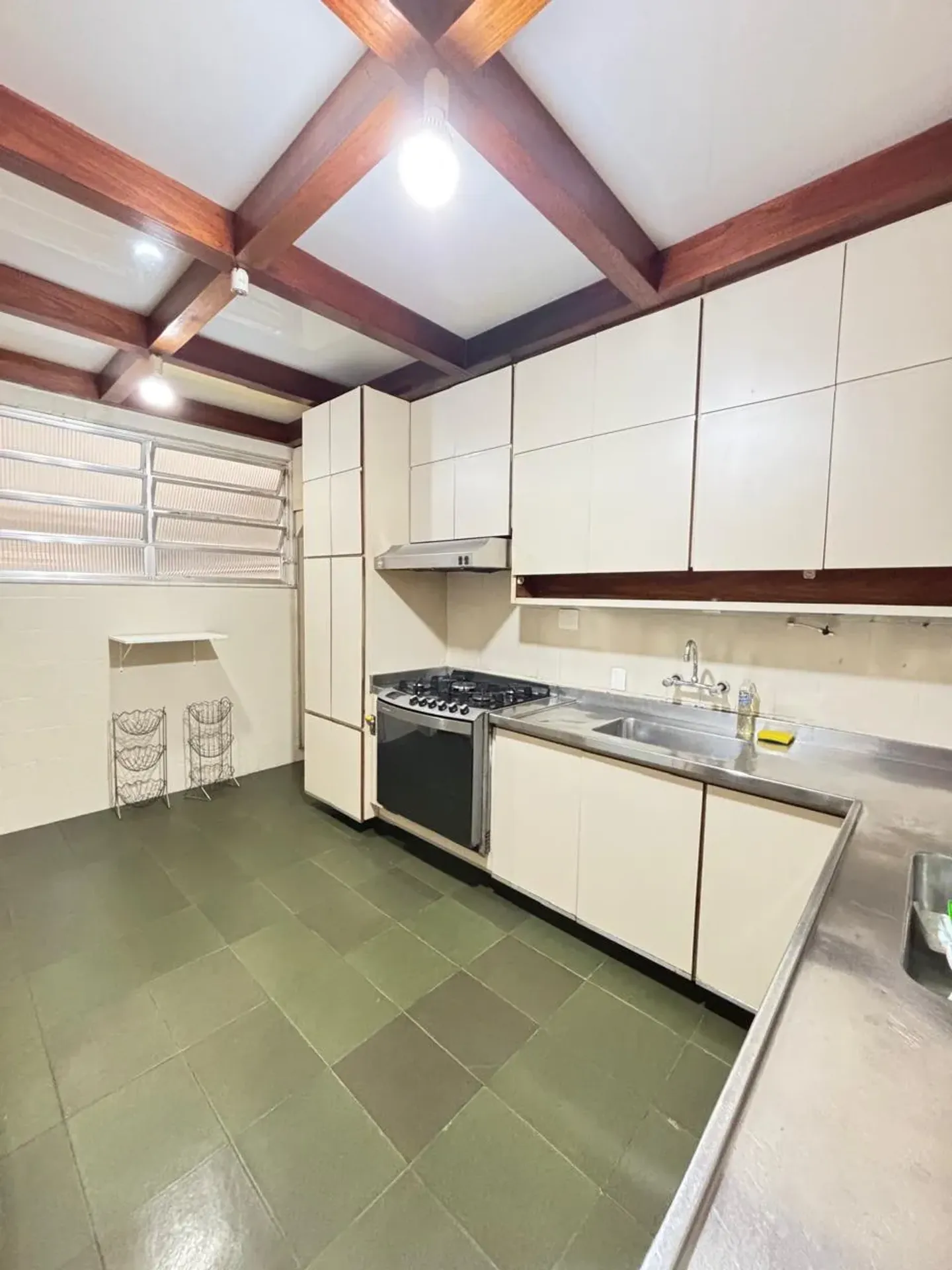 Apartamento sem mobília com ar-condicionado e 4 quartos — photo 32