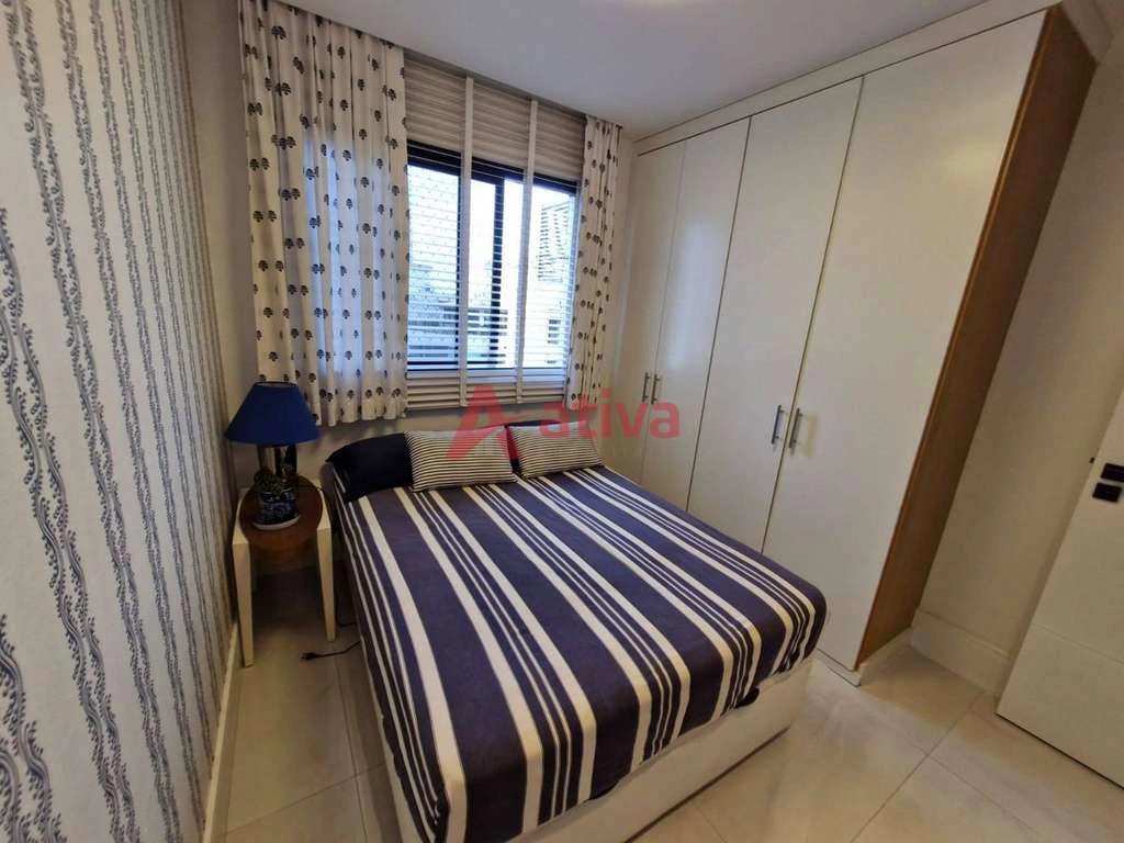 Furnished 131 m² apartment with 3 bedrooms and glass balcony — photo 3