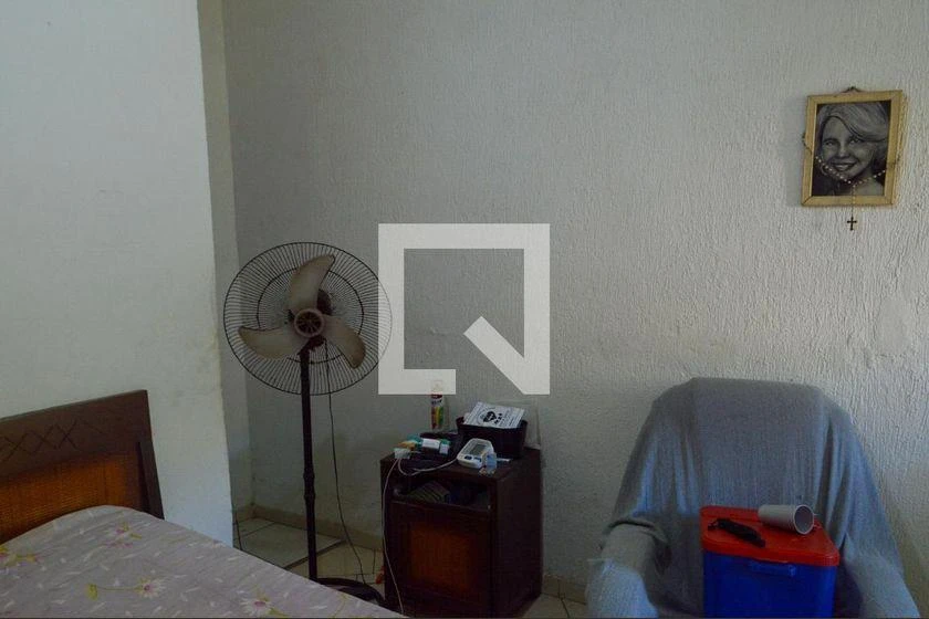 1-bedroom apartment with a compact kitchenette corner — photo 10
