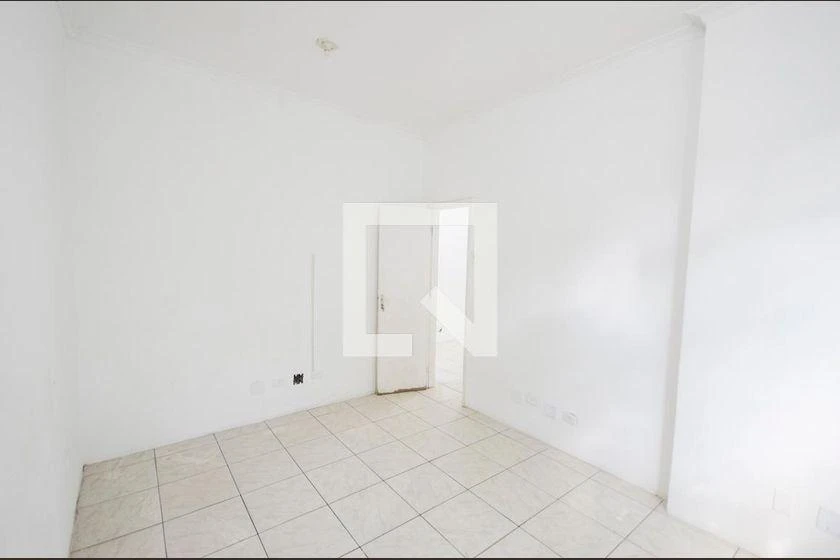 Rental house with 8 bedrooms and 8 bathrooms — photo 28