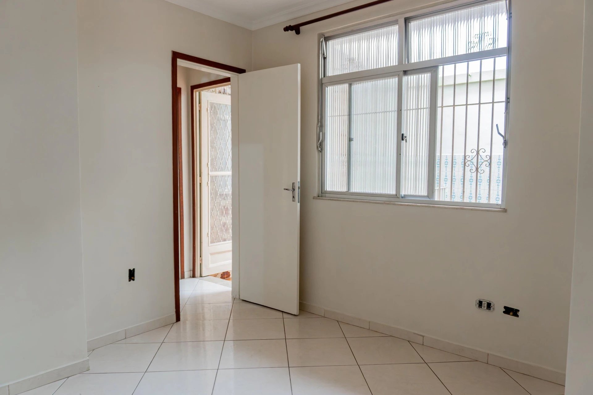 Apartment with 2 bedrooms and a balcony — photo 10