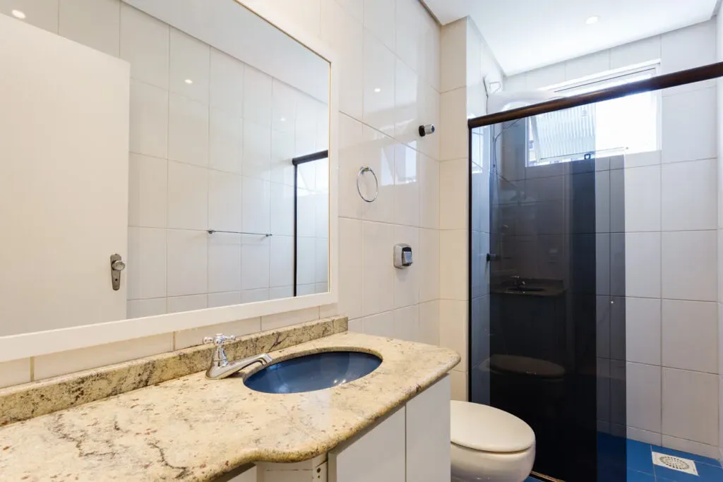 One-bedroom apartment with a home office in Florianópolis — photo 10