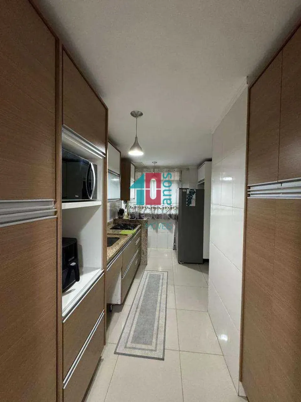 Apartamento mobiliado com 4 quartos e 2 banheiros — photo 3