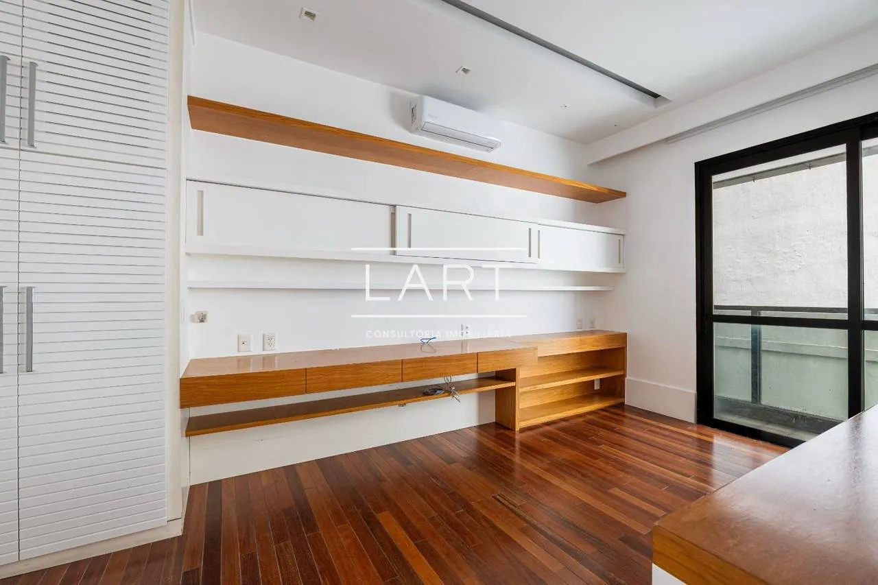 Apartamento de 3 dormitórios com home office e 310 m² — photo 20