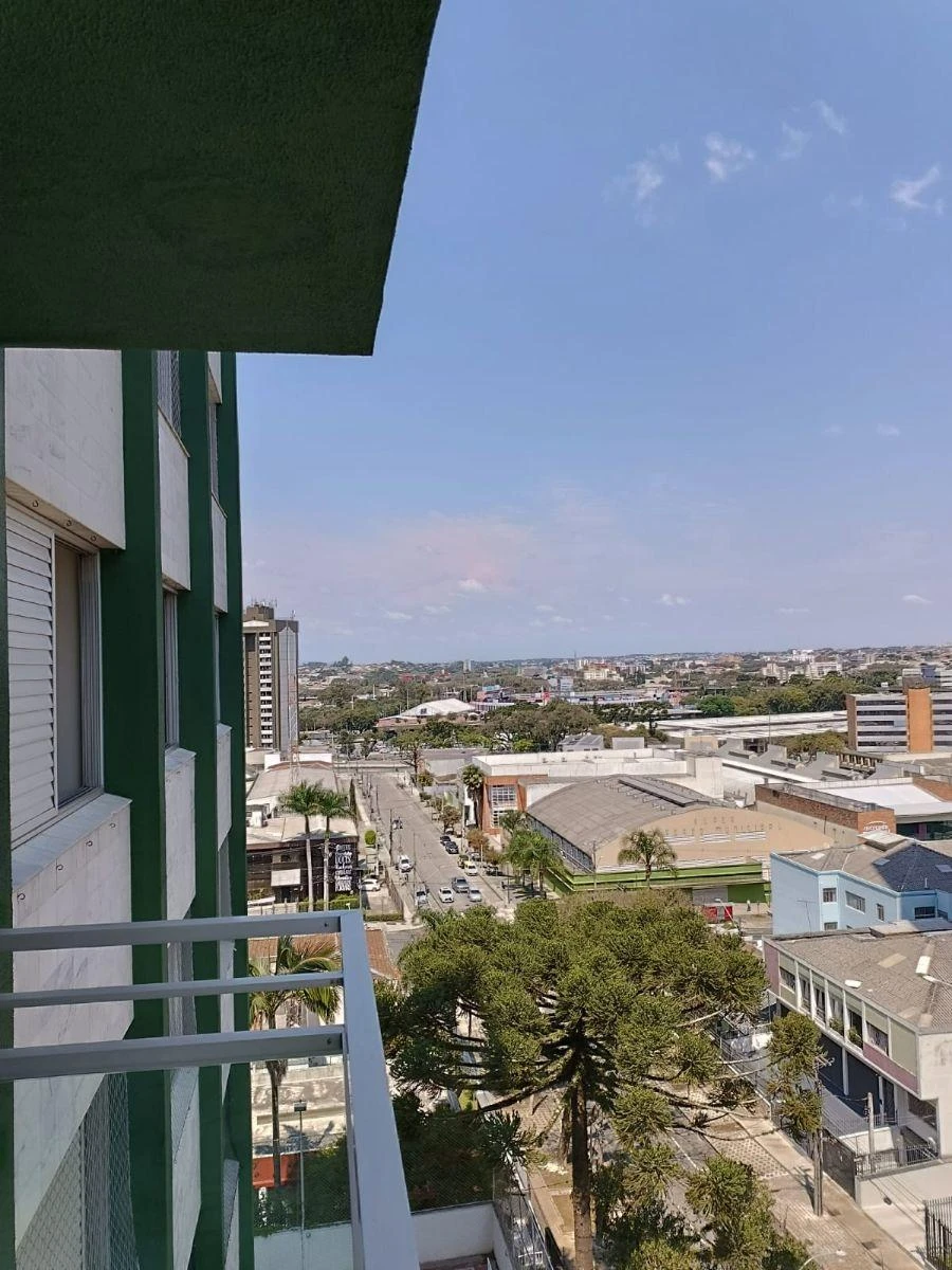Apartamento de 156 m² com secadora e janelas do piso ao teto — photo 32