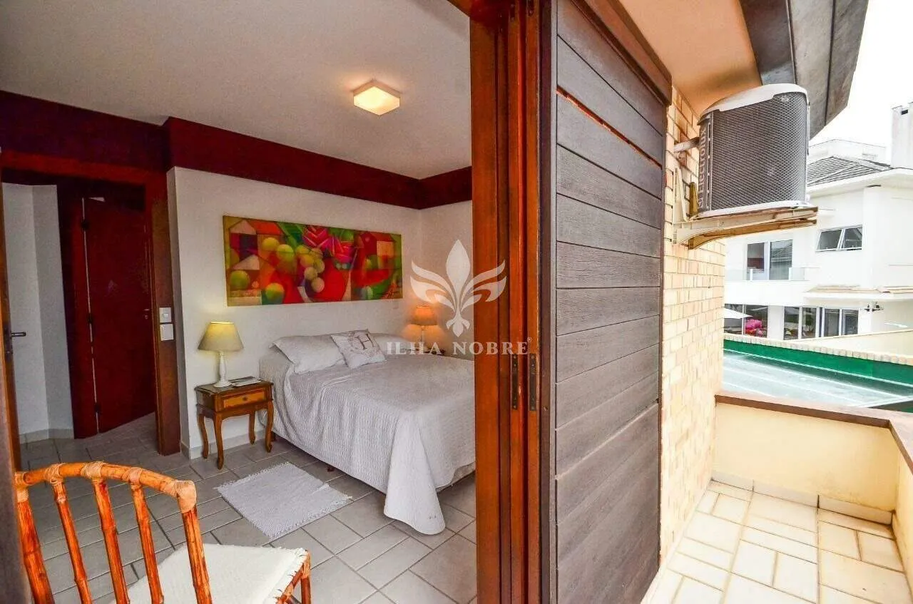 Casa mobiliada com 7 quartos e piscina ao ar livre — photo 12