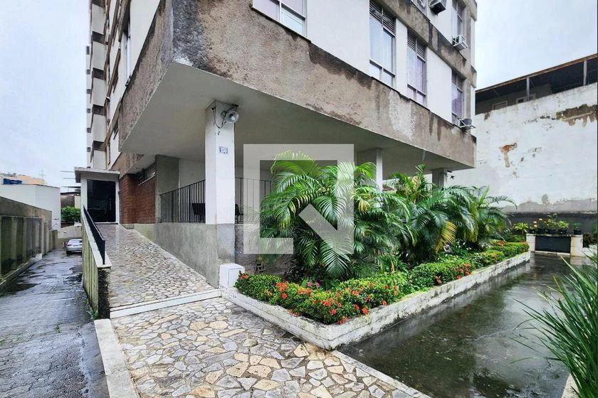 Furnished apartment, 58 m², with a glass-enclosed balcony — photo 25