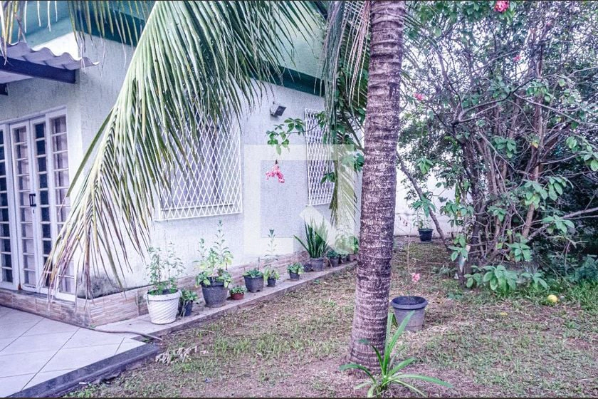 450 m² house with a garden and a grill on the balcony — photo 13