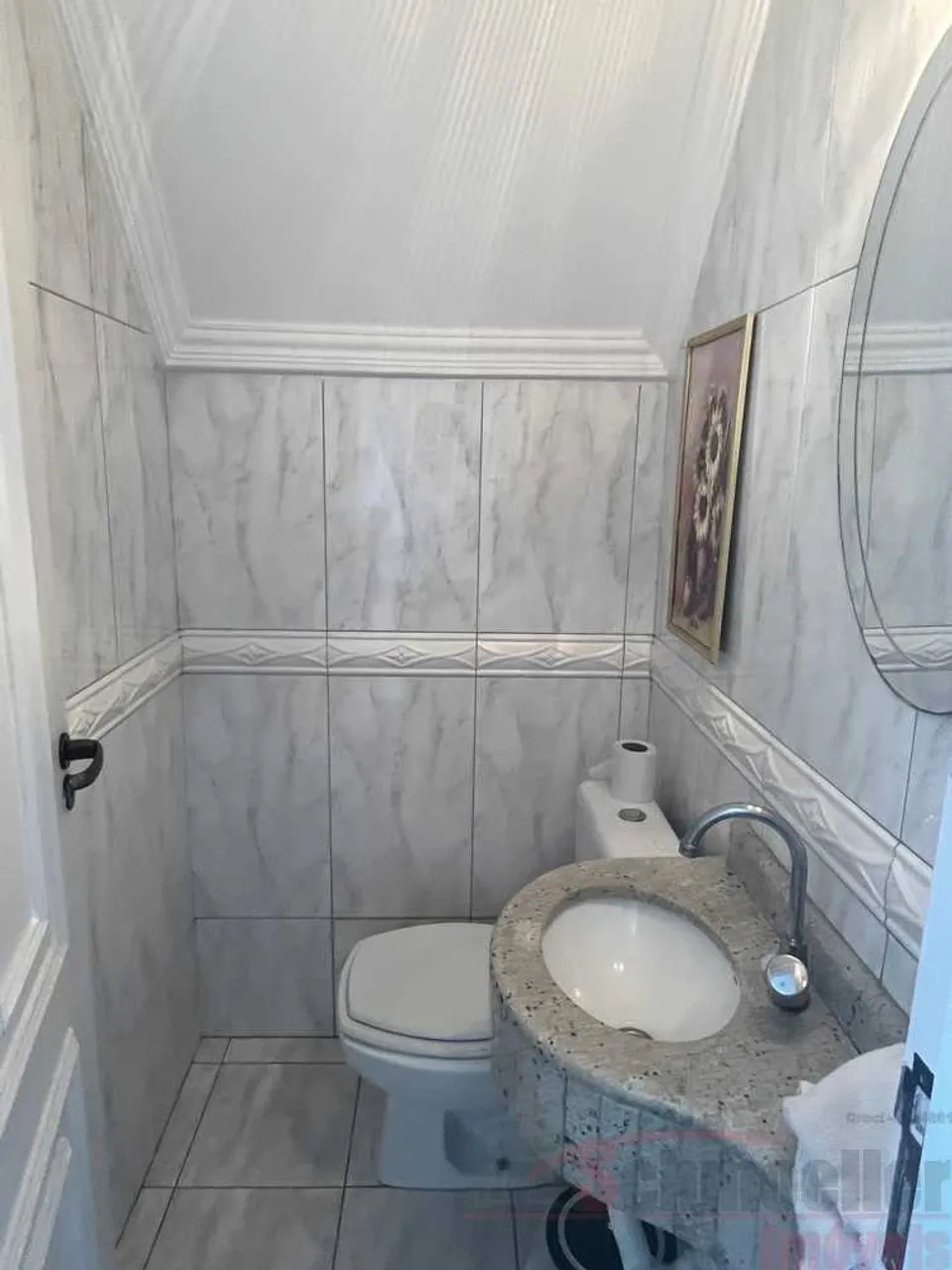 Sobrado com 3 dormitórios e churrasqueira privativa — photo 7